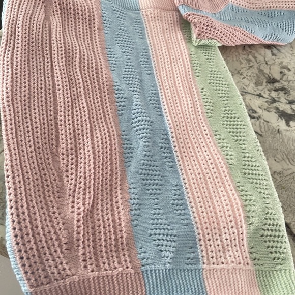 Pastel 2 piece Top and Skirt Set - Picture 5 of 6